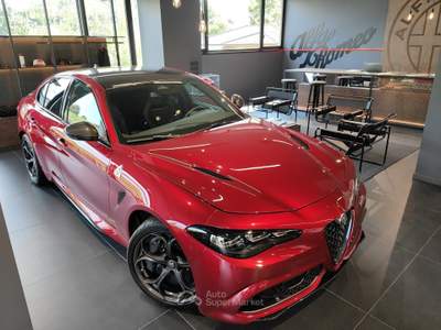 Alfa Romeo Giulia Quadrifoglio V6 520 CvQuadrifoglio Collezione usata Erba