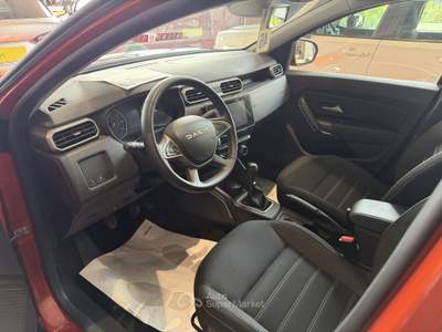 Dacia Duster 1.0 TCe 4x2 100cv Eco-G Journey Up Arancione usata Salerno