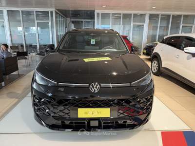 Volkswagen T-Roc 1.5 eTSI 110kW ACT R-Line DSG Nero usata Salerno