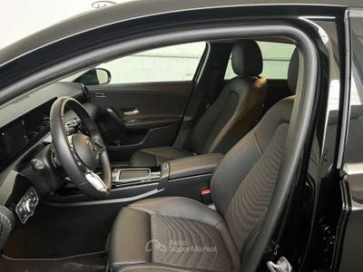 Mercedes-Benz Classe A A 180 d auto TUA DA 339,00 AL MESE Nero usata San Giuseppe Vesuviano