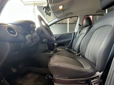 Fiat Punto 1.2 Street 69cv Bianco usata Pordenone