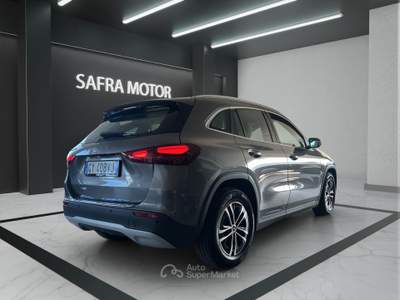 Mercedes-Benz GLA GLA 180 d Advanced Grigio usata Rende