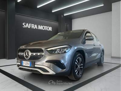 Mercedes-Benz GLA GLA 180 d Advanced Grigio usata Rende