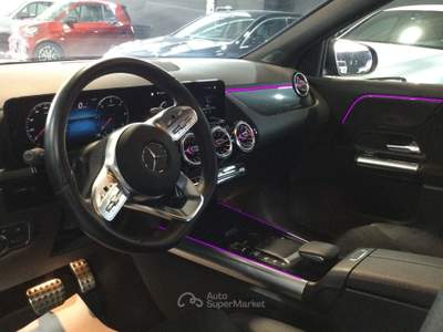Mercedes-Benz GLA GLA 200 d Automatic Premium Nero usata CASERTA