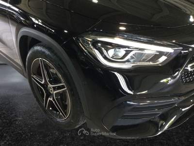 Mercedes-Benz GLA GLA 200 d Automatic Premium Nero usata CASERTA