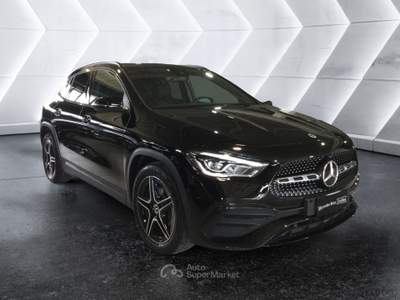 Mercedes-Benz GLA GLA 200 d Automatic Premium Nero usata CASERTA