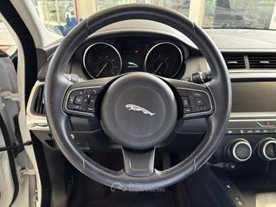 Jaguar E-Pace 2.0D i4 150cv S AUTO AWD Bianco usata Castellanza