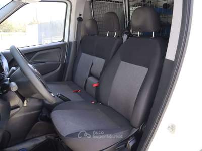 Fiat Doblò Fiat DOBLO 1.6 JTDM 105 CV 3 POSTI SCAFFALI 13.850 + IVA Bianco usata Varna