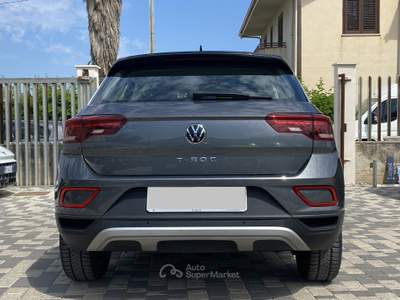 Volkswagen T-Roc Life 1.0 TSI 110 CV Nero usata Borgetto