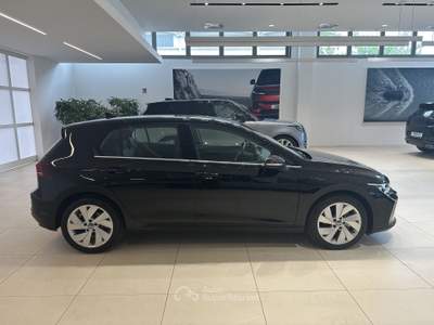Volkswagen Golf 2.0 TDI 110KW Style DSG Nero usata Forlì