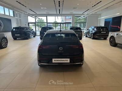 Volkswagen Golf 2.0 TDI 110KW Style DSG Nero usata Forlì
