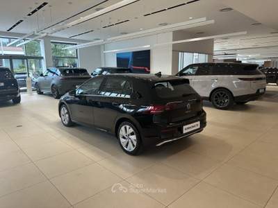 Volkswagen Golf 2.0 TDI 110KW Style DSG Nero usata Forlì