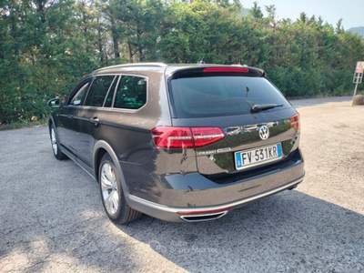 Volkswagen Passat 2.0 TDI SCR 140kW BMT DSG 4MOTION Grigio usata Bagni di Lucca