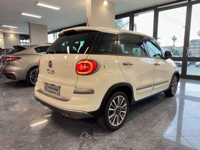 Fiat 500L Cross 1.3 mjt 95cv Navi Carplay Pelle Full My 18 Bianco usata Giugliano in Campania