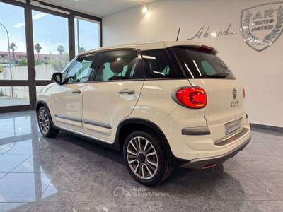 Fiat 500L Cross 1.3 mjt 95cv Navi Carplay Pelle Full My 18 Bianco usata Giugliano in Campania