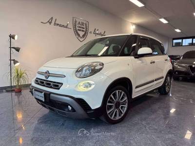 Fiat 500L Cross 1.3 mjt 95cv Navi Carplay Pelle Full My 18 Bianco usata Giugliano in Campania