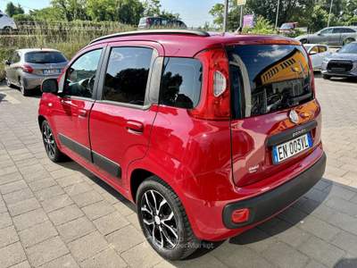 Fiat Panda 1.3 Mjt 16v 75cv S&S Lounge Rosso usata Pavia