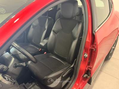 Renault Clio 1.5 DCI 90cv Moschino Intens Rosso usata Caresanablot