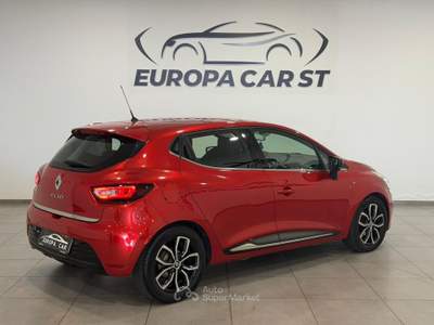 Renault Clio 1.5 DCI 90cv Moschino Intens Rosso usata Caresanablot