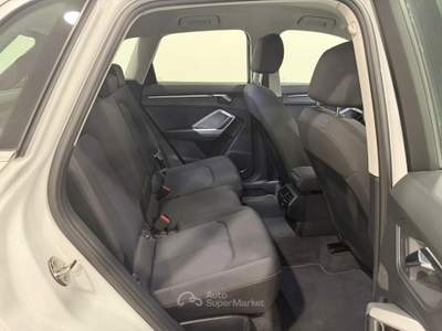 Audi Q3 2.0 35 TDI S Tronic Business Bianco usata Caresanablot