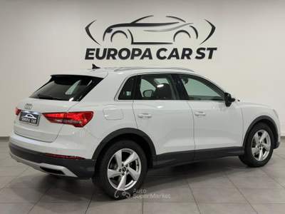 Audi Q3 2.0 35 TDI S Tronic Business Bianco usata Caresanablot