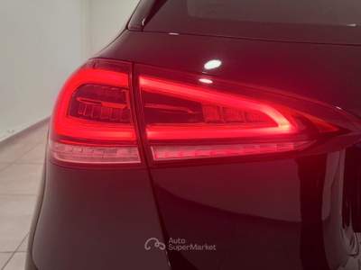Mercedes-Benz Classe A A 180 d Automatic Premium AMG Line Nero usata Caresanablot