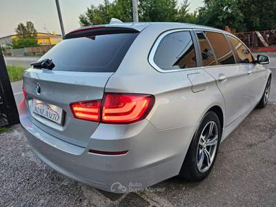 BMW Serie 5 520d 520d 184cv Touring Business*Aut*Navi*Pdc*Euro5* Argento usata Modena