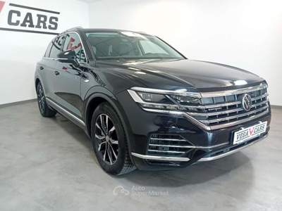 Volkswagen Touareg 3.0 V6 TSI eHybrid Atmosphere PLUG - IN Grigio usata Spinea