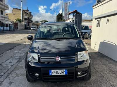 Fiat Panda 1.2 4x4 Climbing Nero usata Sant'Antimo Fiat Panda 1.2 4x4 Climbing Nero usata Sant'Antimo