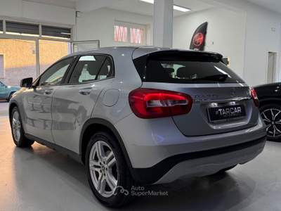 Mercedes-Benz GLA Automatic Business Argento usata Mesagne