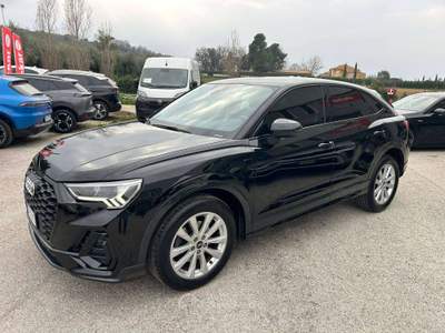 Audi Q3 Q3 I 2019 Sportback Sportback 35 2.0 tdi S line edition s-tronic Nero usata Sant'Omero