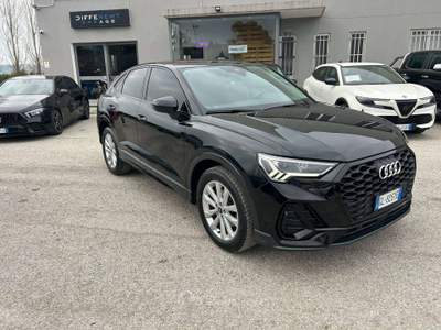 Audi Q3 Q3 I 2019 Sportback Sportback 35 2.0 tdi S line edition s-tronic Nero usata Sant'Omero