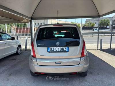 Lancia Musa Musa II 2007 1.4 8v Diva (argento) Bronzo usata Giugliano in Campania