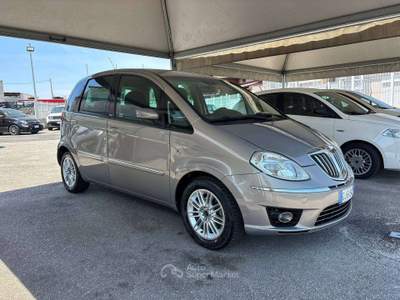 Lancia Musa Musa II 2007 1.4 8v Diva (argento) Bronzo usata Giugliano in Campania