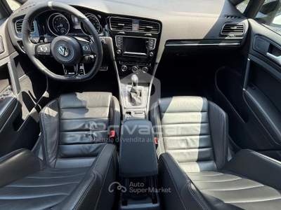 Volkswagen Golf VOLKSWAGEN Golf R 2.0 DSG 5p. Bianco usata Milano