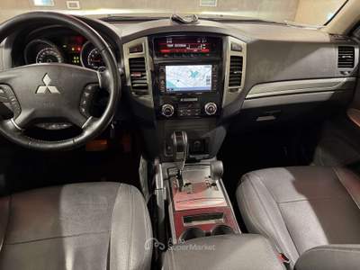 Mitsubishi Pajero Pajero IV 2007 3.2 cr Instyle 5p auto Grigio usata Firenze