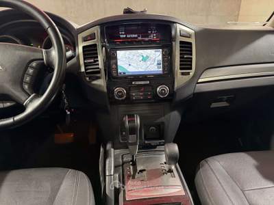 Mitsubishi Pajero Pajero IV 2007 3.2 cr Instyle 5p auto Grigio usata Firenze