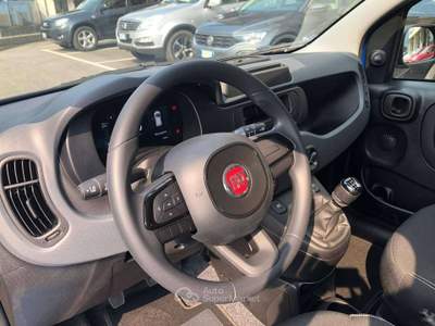Fiat Panda Pandina III 2024 Pandina 1.0 firefly hybrid Pop s Blu/Azzurro usata Costa Volpino