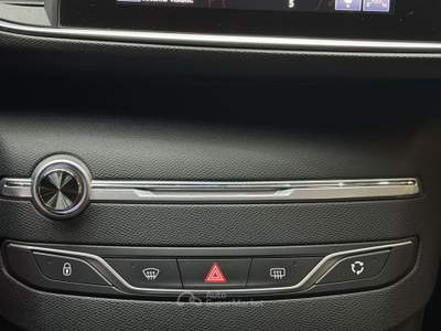 Peugeot 308 1.2 110 CV EURO 6 Uniprop ok neopatentati usata Sesto San Giovanni