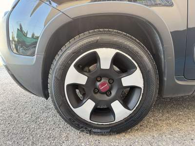 Fiat Panda Panda 1.0 hybrid City Cross s Nero usata Trescore Cremasco