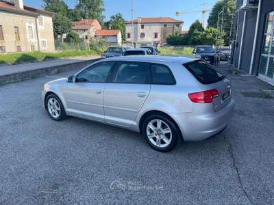 Audi A3 SPB 1.6TDI 105CV S tronic Ambition OK NEOPATENTATI Argento usata Rosà