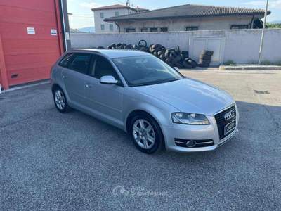 Audi A3 SPB 1.6TDI 105CV S tronic Ambition OK NEOPATENTATI Argento usata Rosà