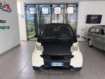 Smart ForTwo 54cv Bianco usata Foligno