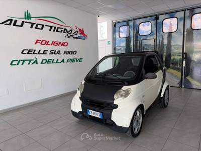 Smart ForTwo 54cv Bianco usata Foligno