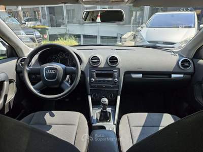 Audi A3 1.6 TDI CR Ambition Sportback Bianco usata Torino