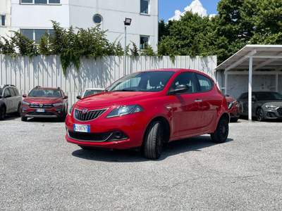 Lancia Ypsilon 1.2 Gpl 69CV Silver Rosso usata TORINO