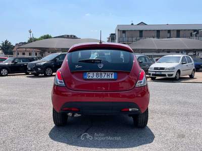 Lancia Ypsilon 1.2 Gpl 69CV Silver Rosso usata TORINO
