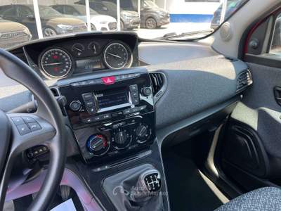 Lancia Ypsilon 1.2 Gpl 69CV Silver Rosso usata TORINO
