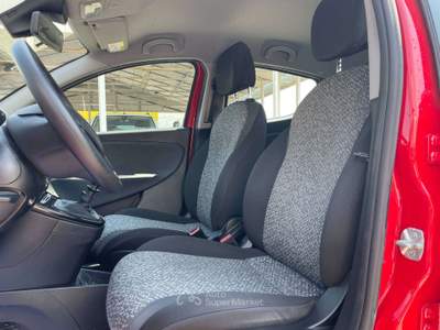 Lancia Ypsilon 1.2 Gpl 69CV Silver Rosso usata TORINO