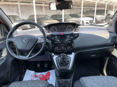 Lancia Ypsilon 1.2 Gpl 69CV Silver Rosso usata TORINO